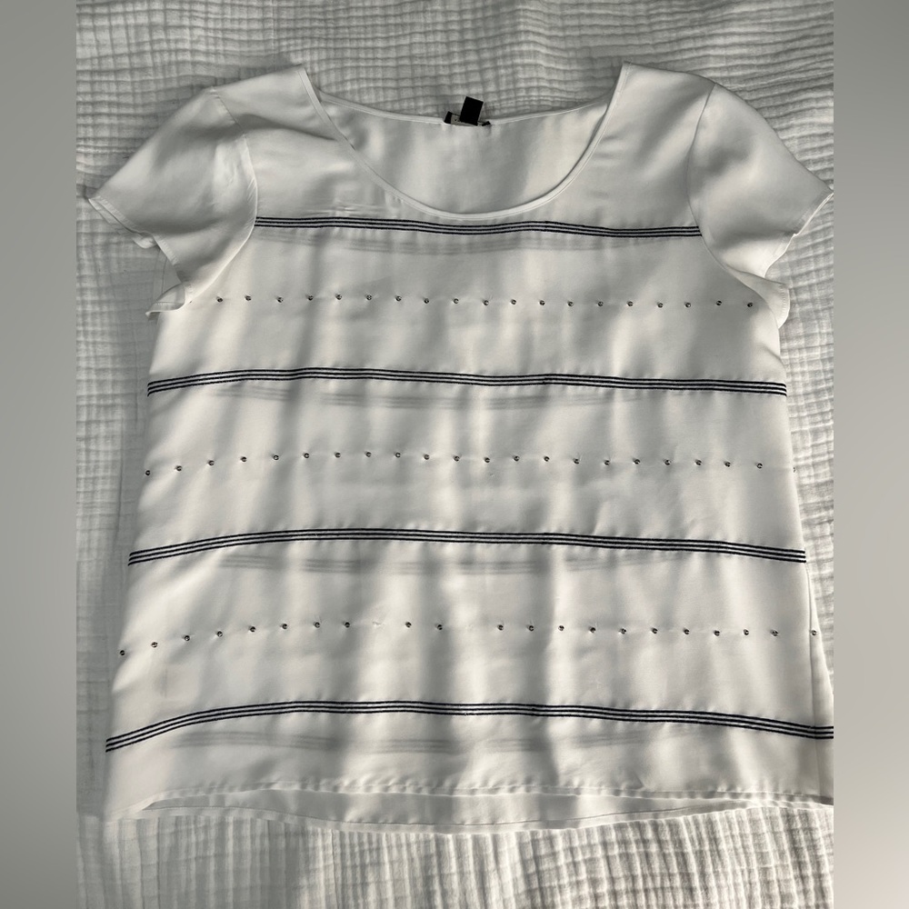 Ann Taylor blouse. Large